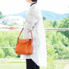 <a href=”https://www.itagaki.co.jp/products/items/P011.html”>別売りハンドル(P011)</a>をつけて