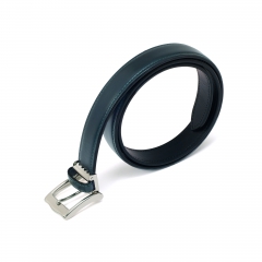 モスグリーン