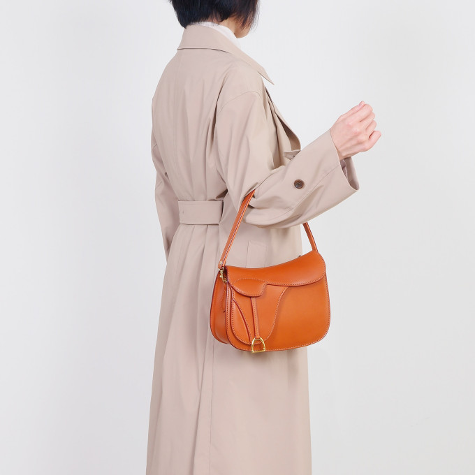 <a href=”https://www.itagaki.co.jp/products/items/P012.html”>別売りハンドル(P012)</a>をつけて