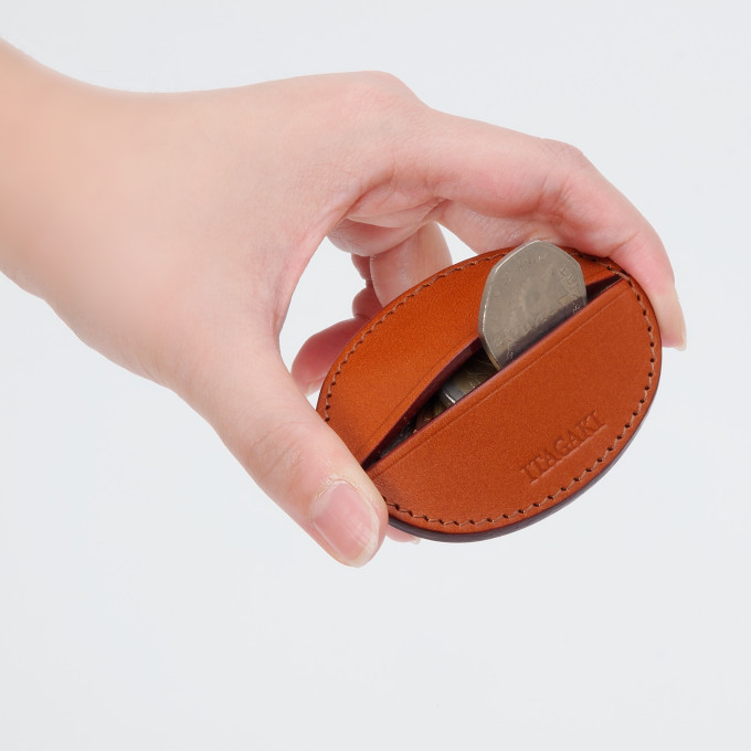 小銭を少しだけ持ち歩きたい方におすすめのドル入れ