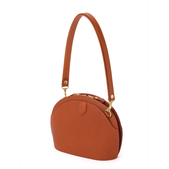 <a href=”https://www.itagaki.co.jp/products/items/P012.html”>別売りハンドル(P012)</a>を付けて