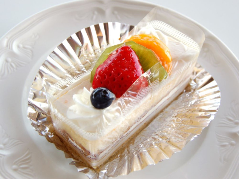 4月18日（土）、19日（日）限定・日高屋フルーツケーキ（税込500円）