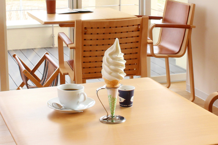 町村農場ソフトクリーム　税込450円