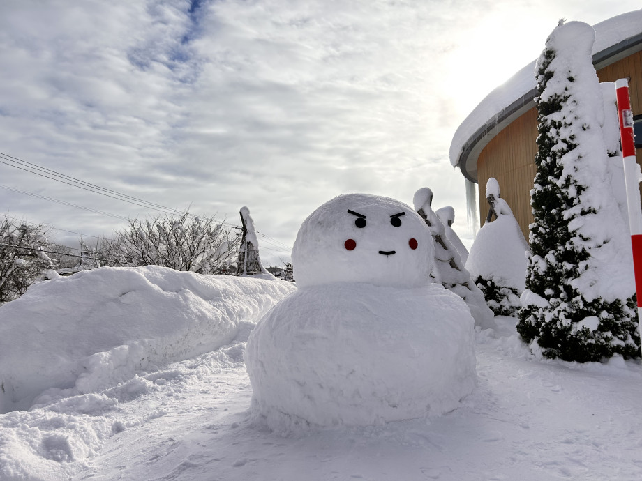 本社スタッフ製作「雪だるま」